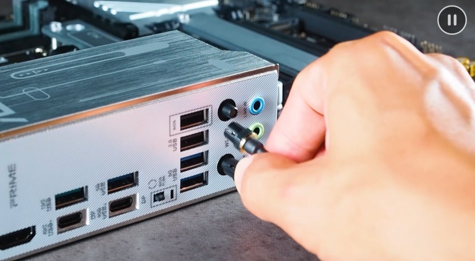 X870 MAX GAMING WIFI7 W