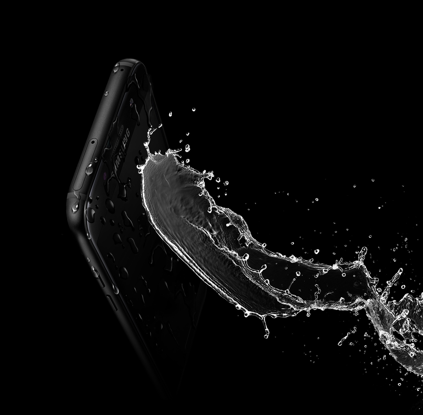 IP68 sayesinde Galaxy A3 (2017)'nin suya dayanıklığının gösterildiği görüntü.