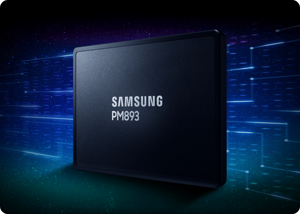 Samsung Veri merkezi SSD PM893 çapraz olarak uzanır.